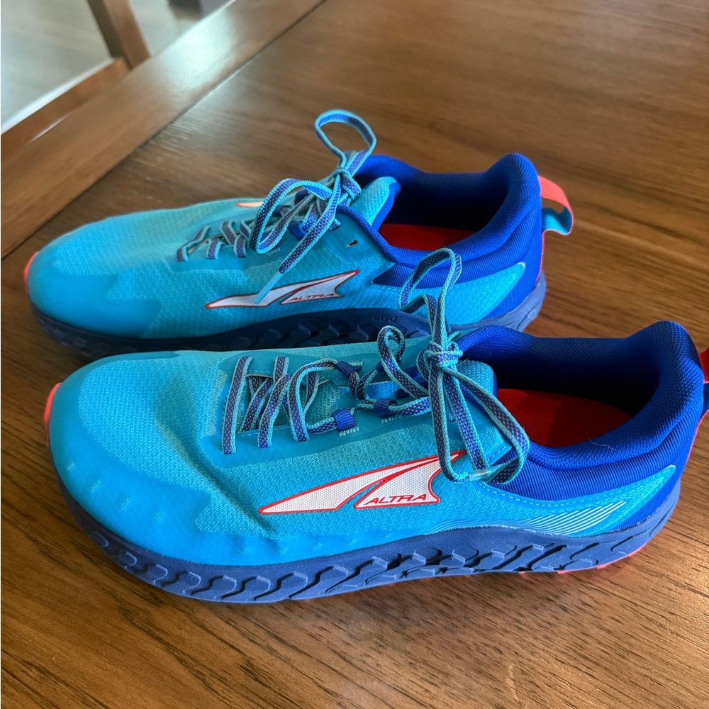 Altra Mens Outroad 2Teal and Navy Sneakers